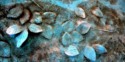 The December Lull Scent Edit: Cozy, Incensey, A Little Naughty