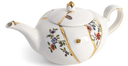 Tuesday Scent of the Day: Narciso by Narciso Rodriguez and a Winter Tea Pairing